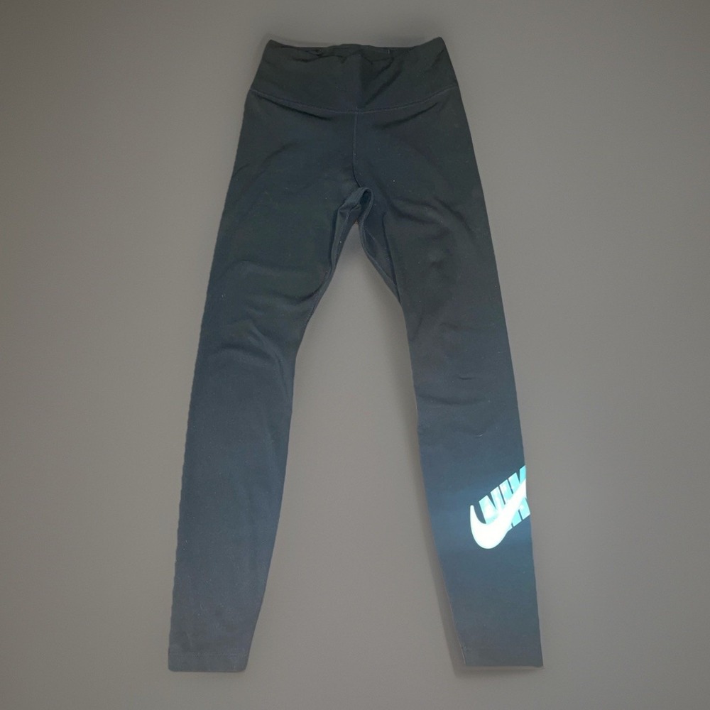 Nike Black Fitted Ahtletic Yoga Pants Graphic Logo Womens Size XS